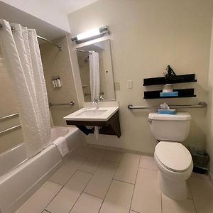 One-Bedroom Queen Room Mobility Accessible Tub Non-Smoking